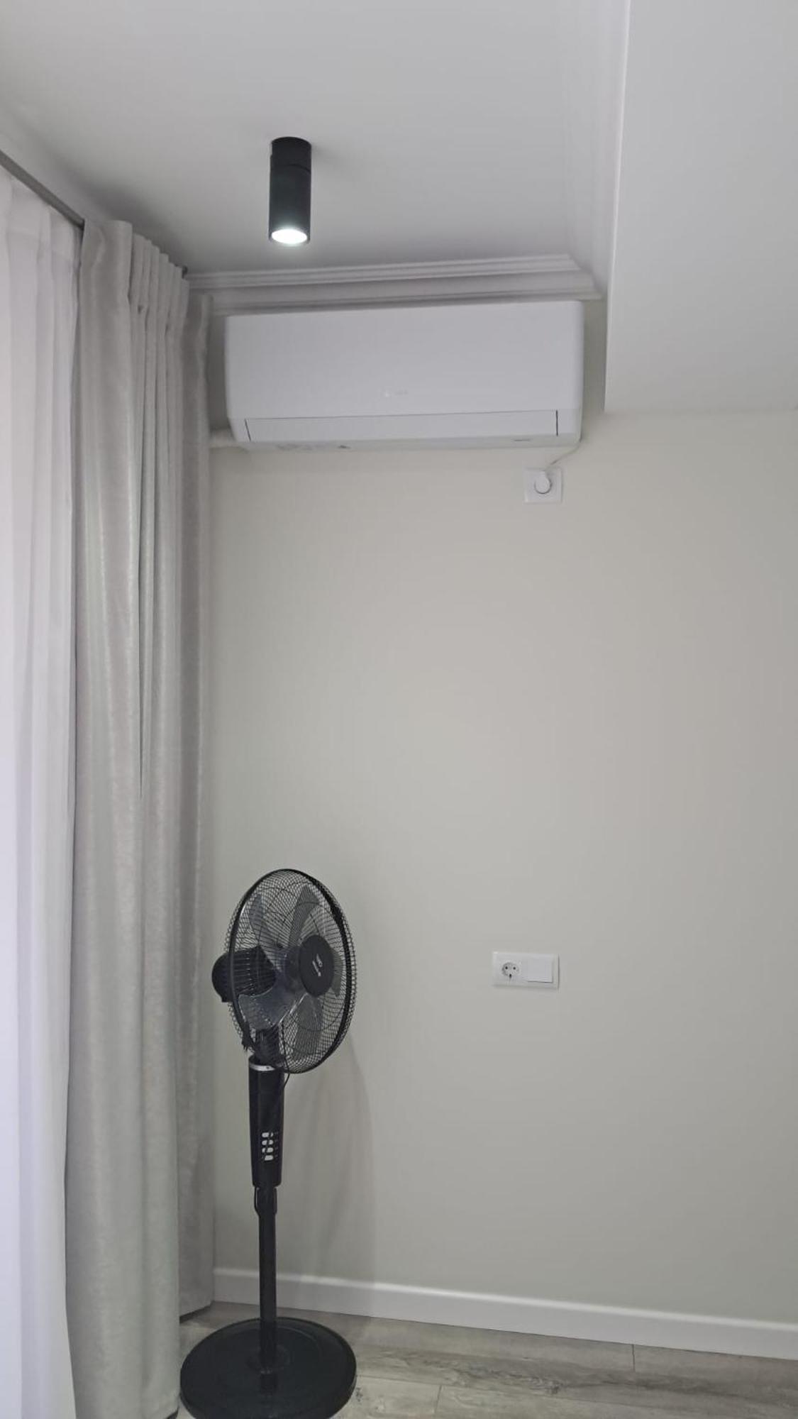 Аэропорт Апартаменты 24&24 Chisinau Exterior foto