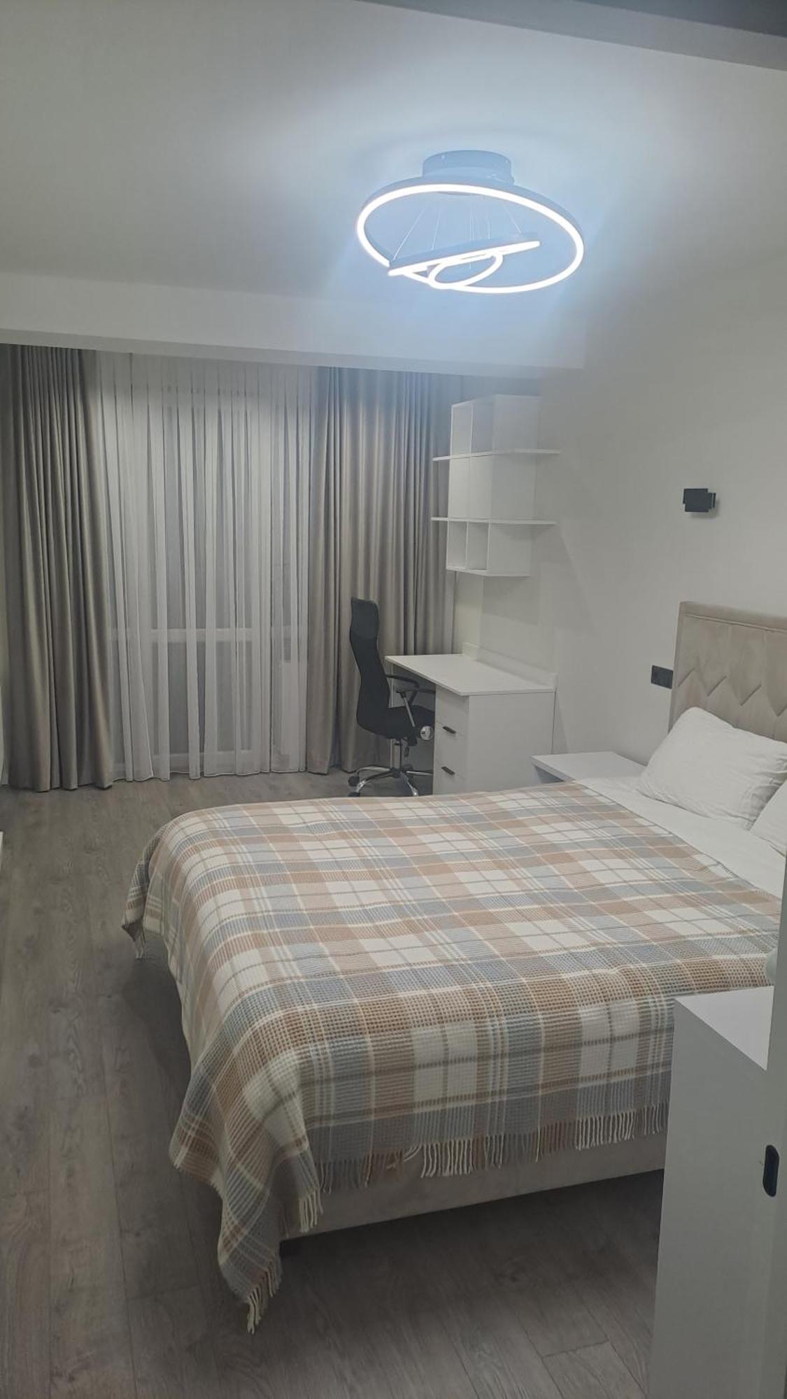 Аэропорт Апартаменты 24&24 Chisinau Exterior foto