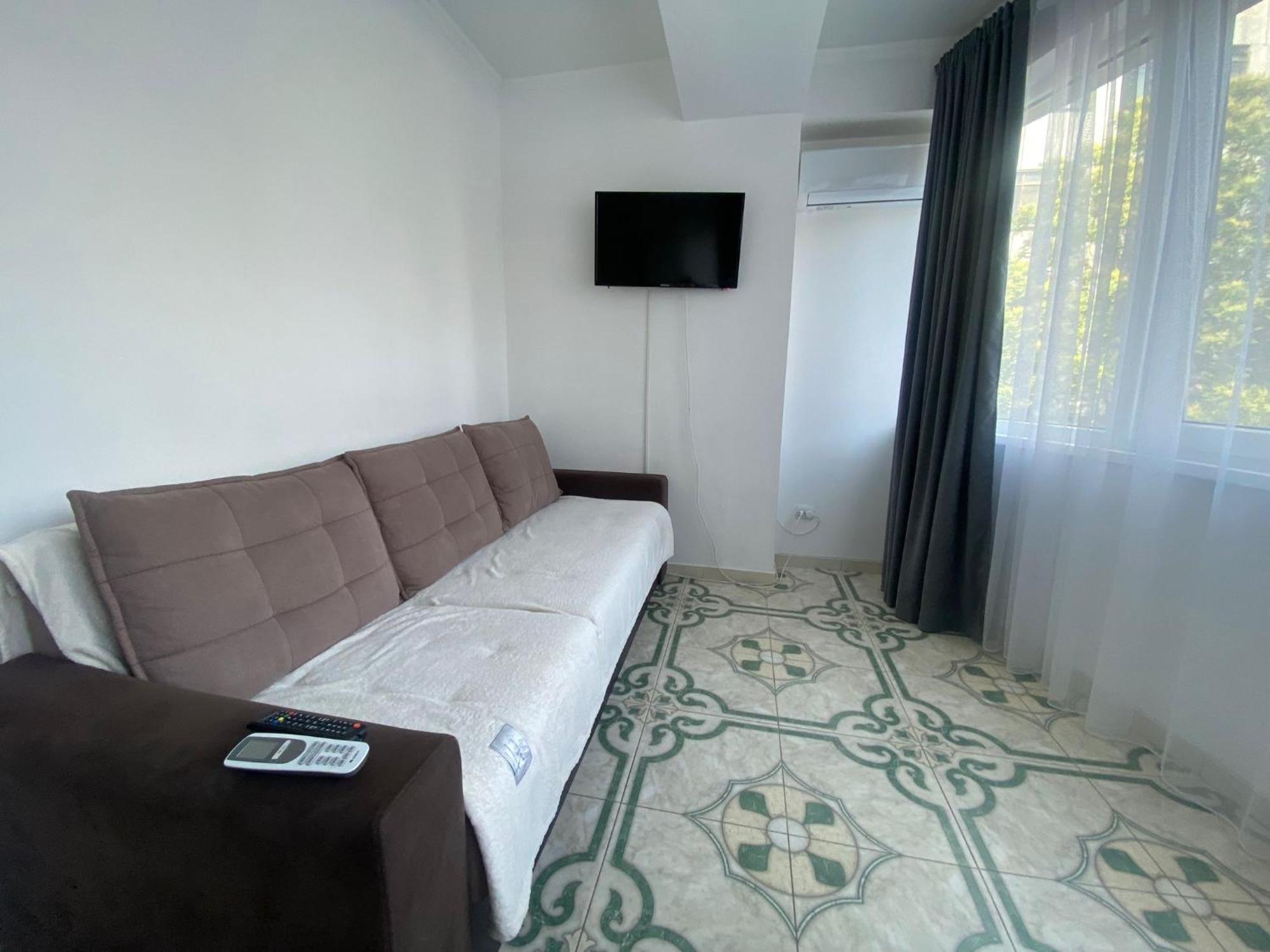 Аэропорт Апартаменты 24&24 Chisinau Exterior foto